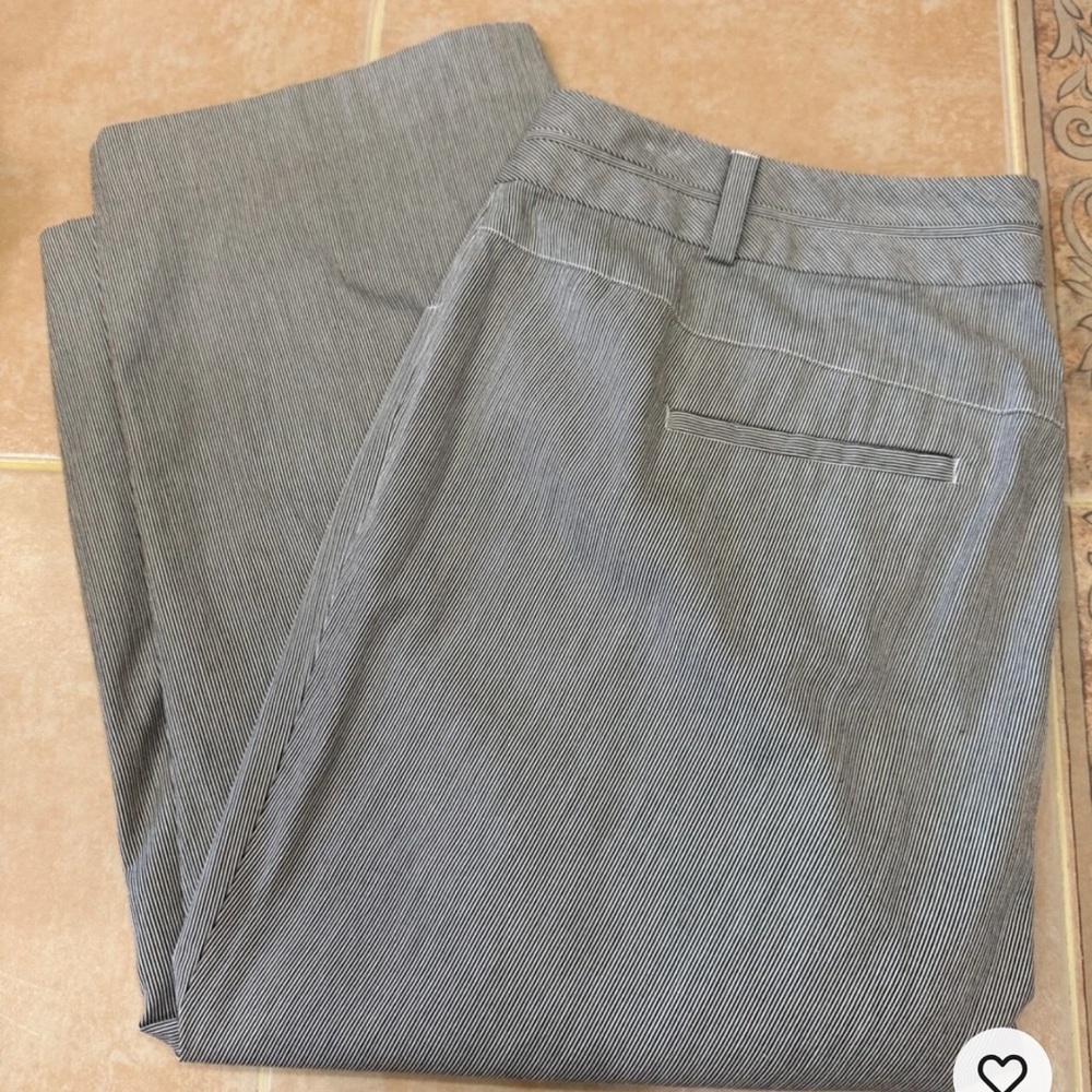 Womens Cropped Pants Inc International Concepts Pin Striped 18W - Picture 5 of 5